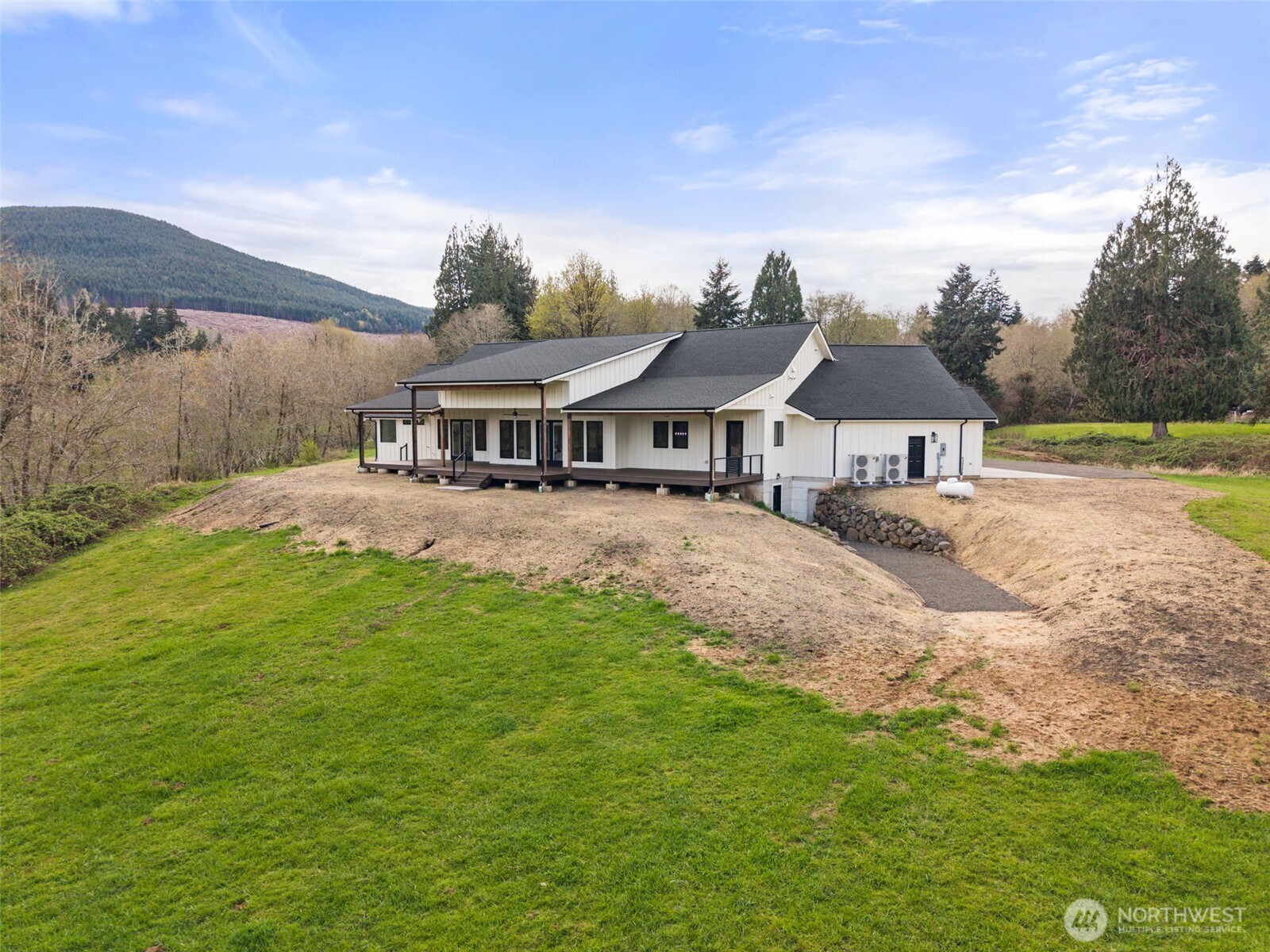 4466 W State Route 108 , Shelton, WA 98584