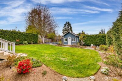 8822 216th Street SW, Edmonds, WA 98026 - Photo 16