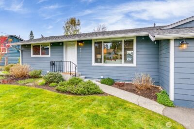 8822 216th Street SW, Edmonds, WA 98026 - Photo 2