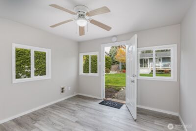 8822 216th Street SW, Edmonds, WA 98026 - Photo 21
