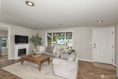 8822 216th Street SW, Edmonds, WA 98026 - Photo 5