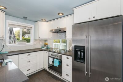 8822 216th Street SW, Edmonds, WA 98026 - Photo 7