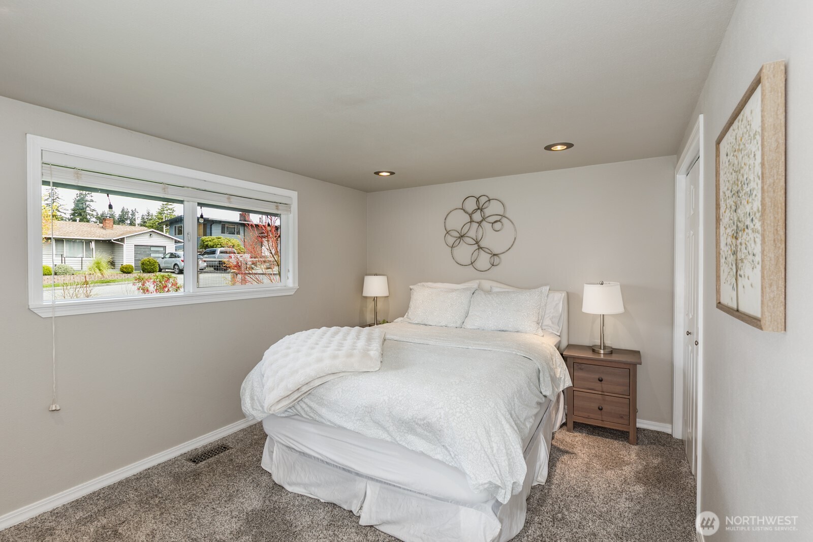 8822 216th Street SW, Edmonds, WA 98026