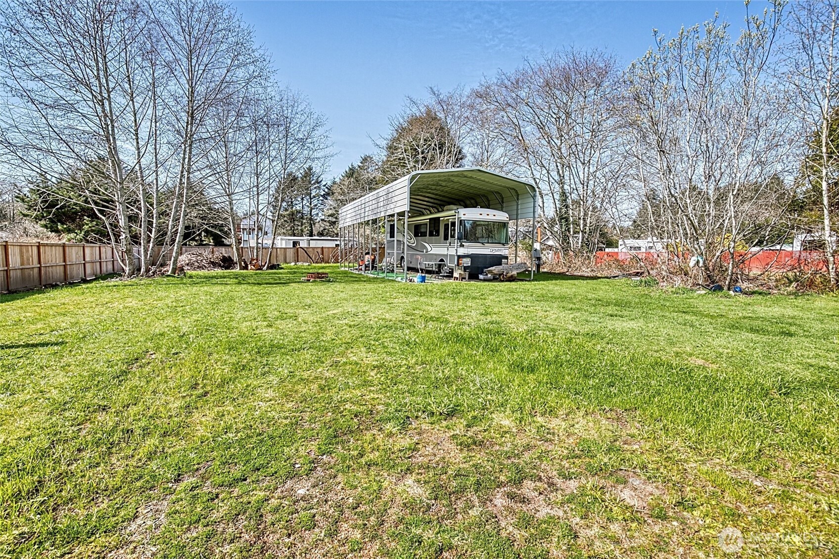 10 Fifth Avenue , Ocean Shores, WA 98569