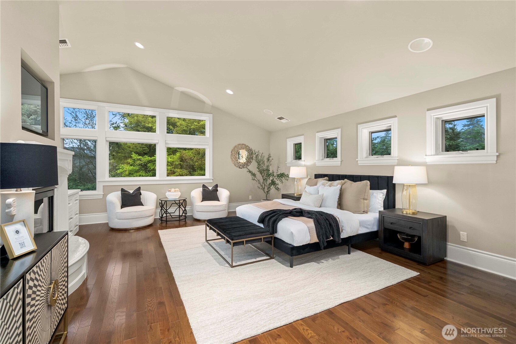10021 NE 16th Place , Bellevue, WA 98004