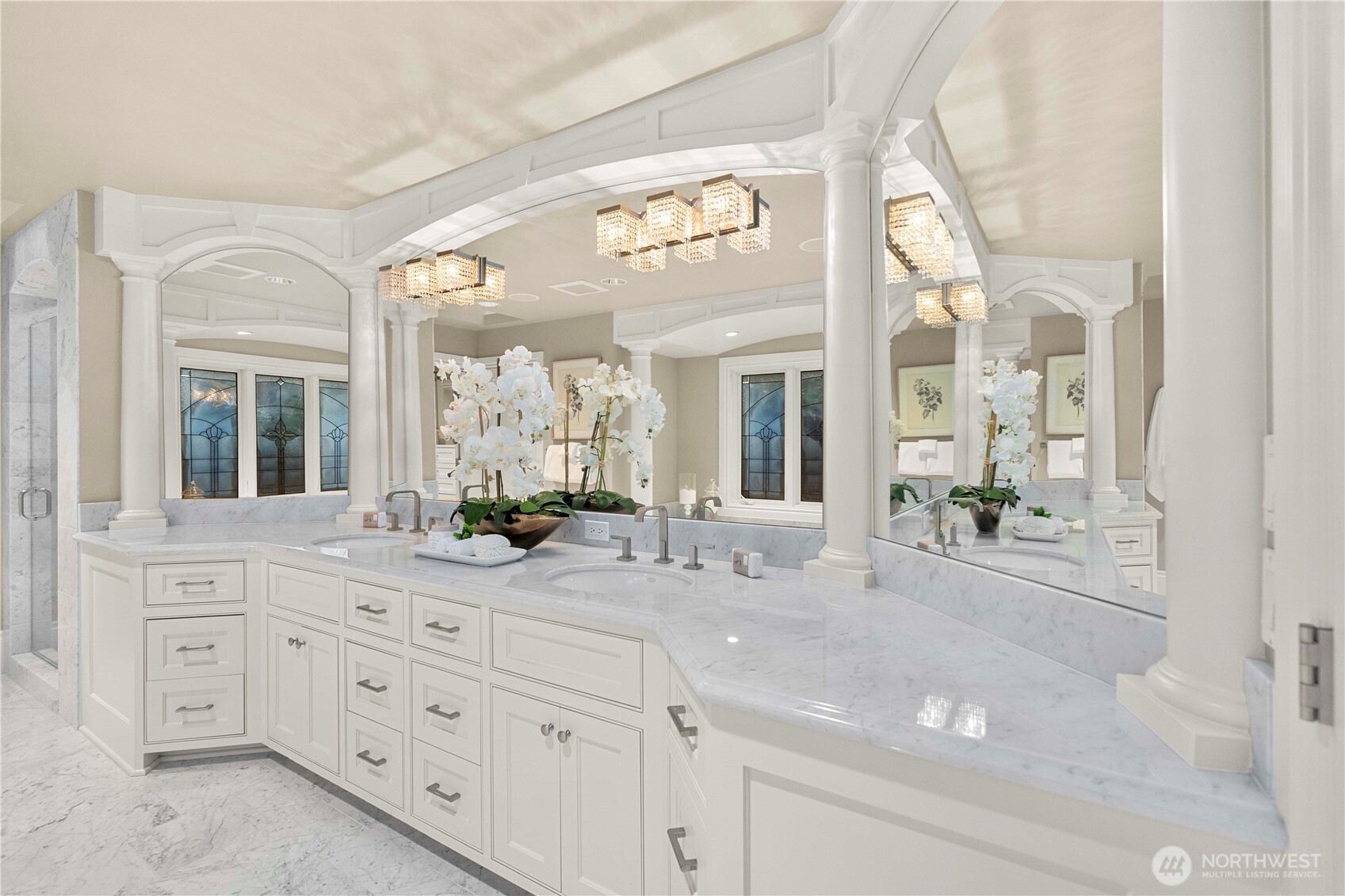 10021 NE 16th Place , Bellevue, WA 98004