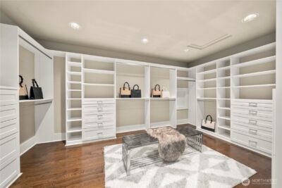 10021 NE 16th Place , Bellevue, WA 98004 - Photo 27