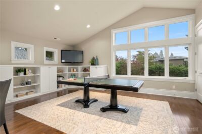 10021 NE 16th Place , Bellevue, WA 98004 - Photo 32