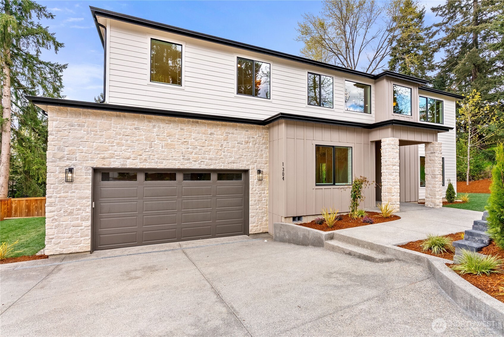 1304 Maine Court , Milton, WA 98354