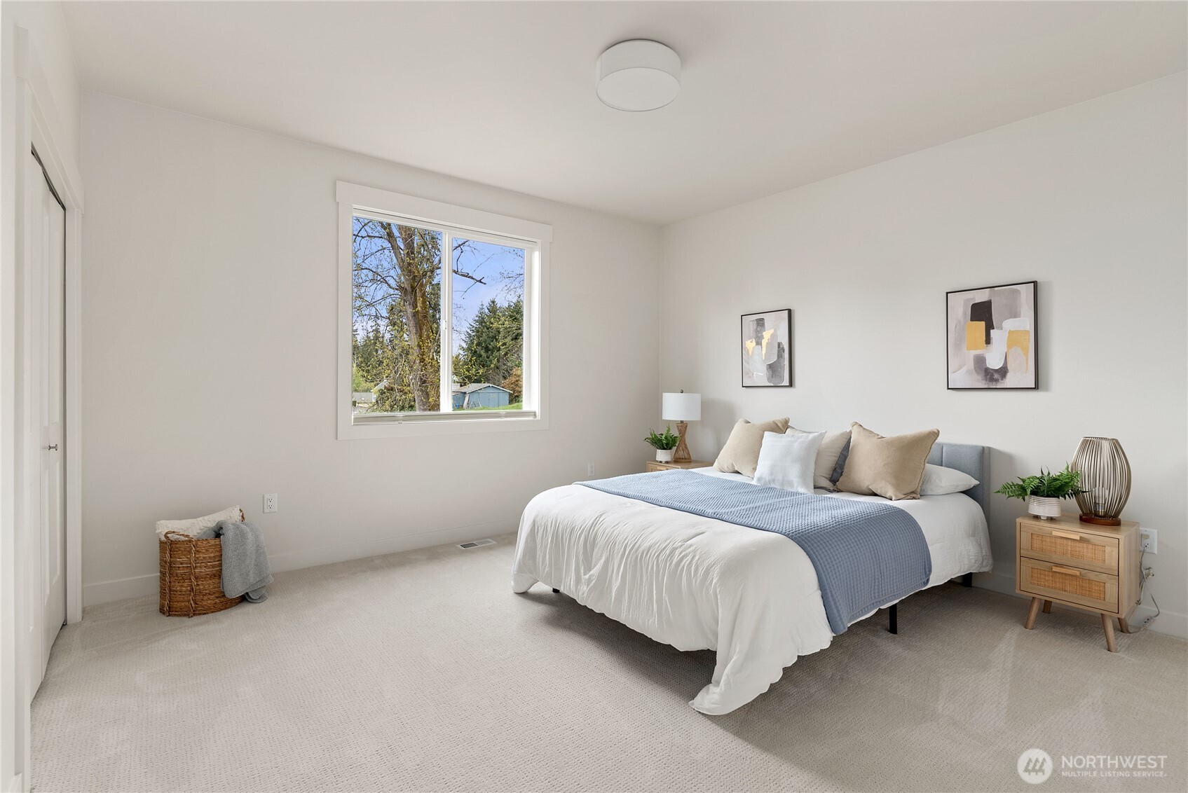 1304 Maine Court , Milton, WA 98354