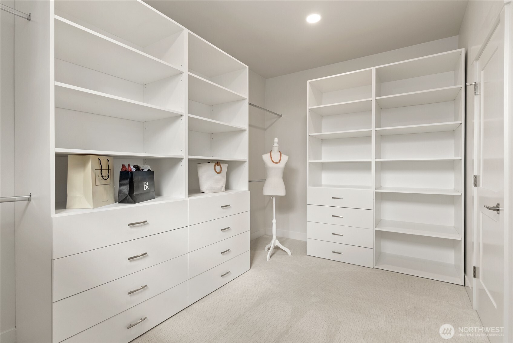1304 Maine Court , Milton, WA 98354