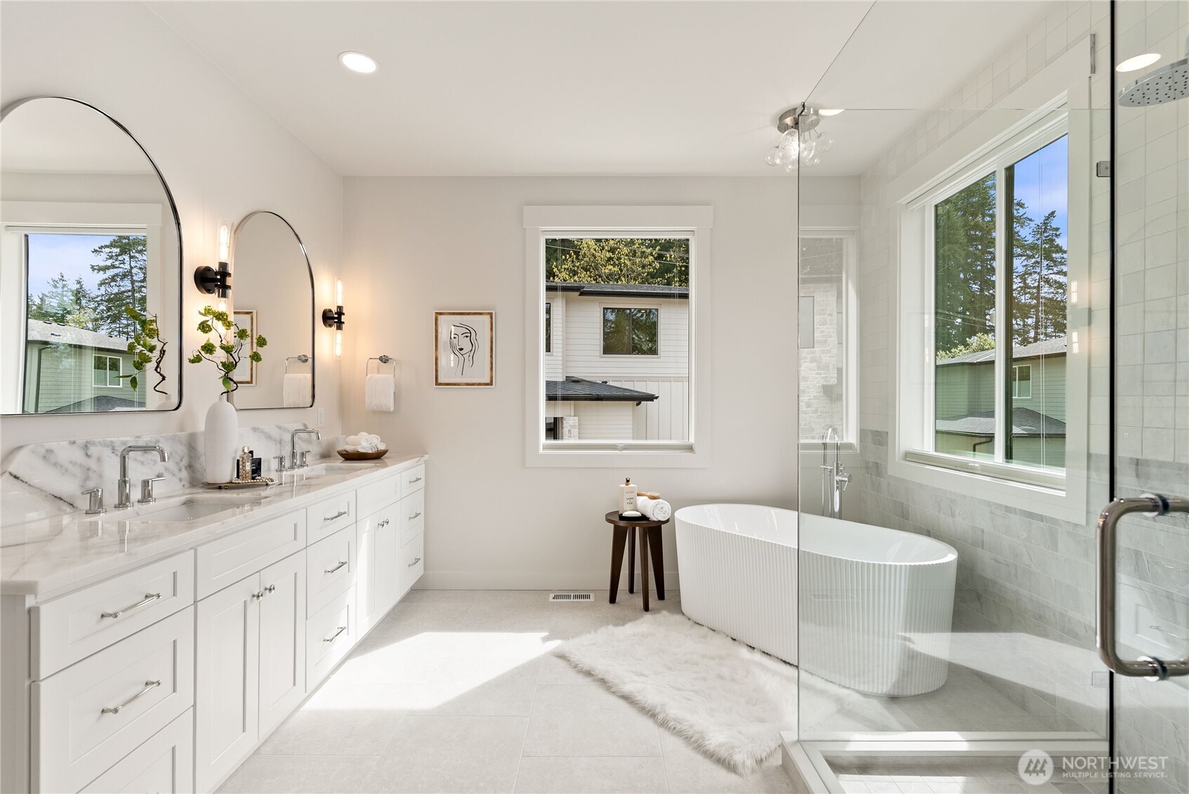 1304 Maine Court , Milton, WA 98354