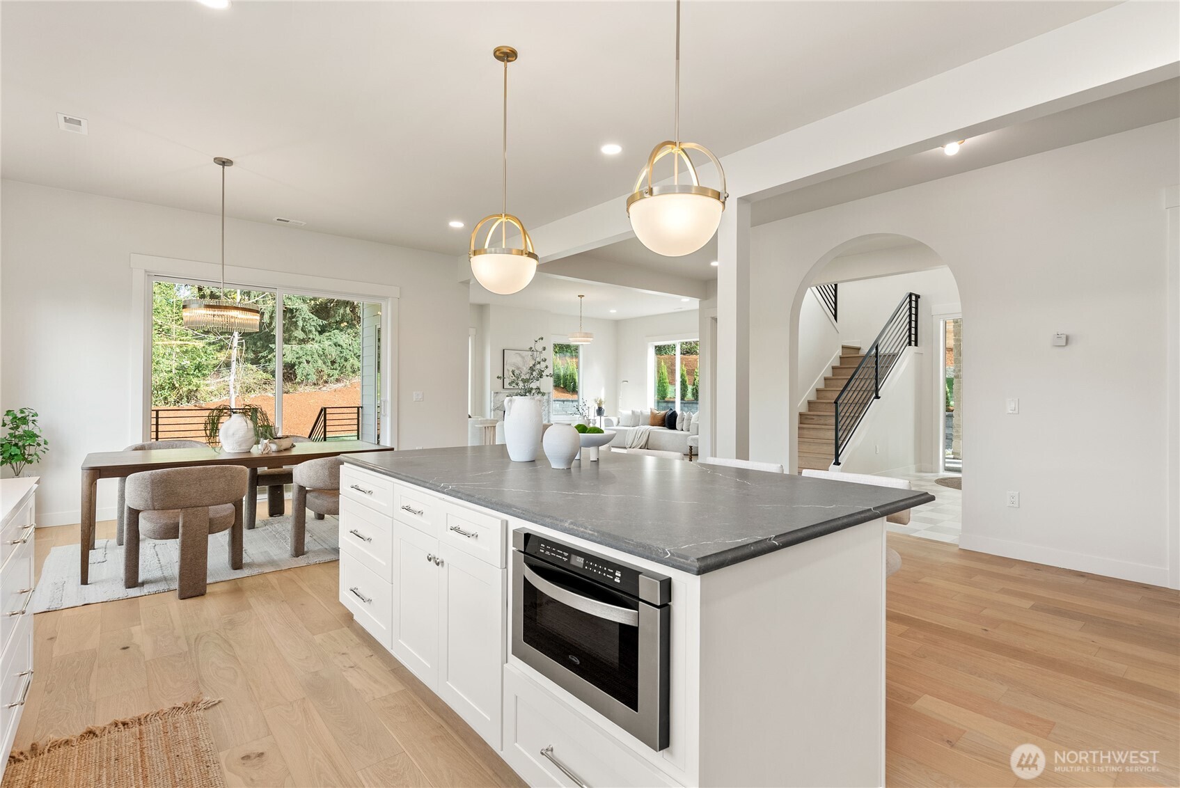1304 Maine Court , Milton, WA 98354