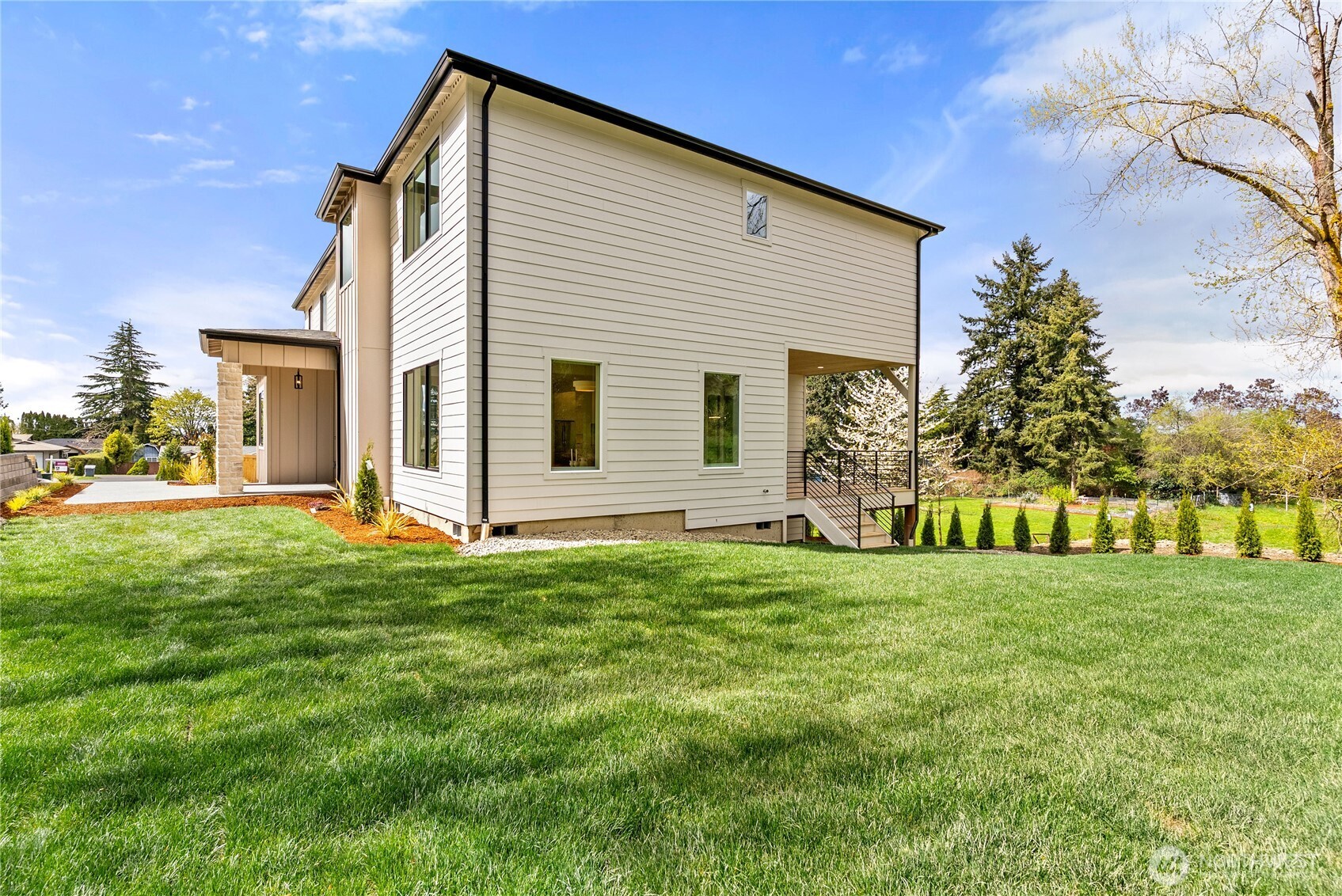 1304 Maine Court , Milton, WA 98354