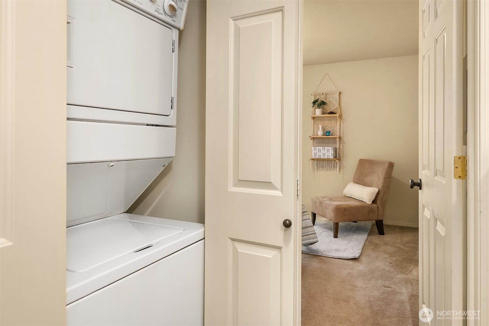 14816 29th Avenue W #B104, Lynnwood, WA 98087