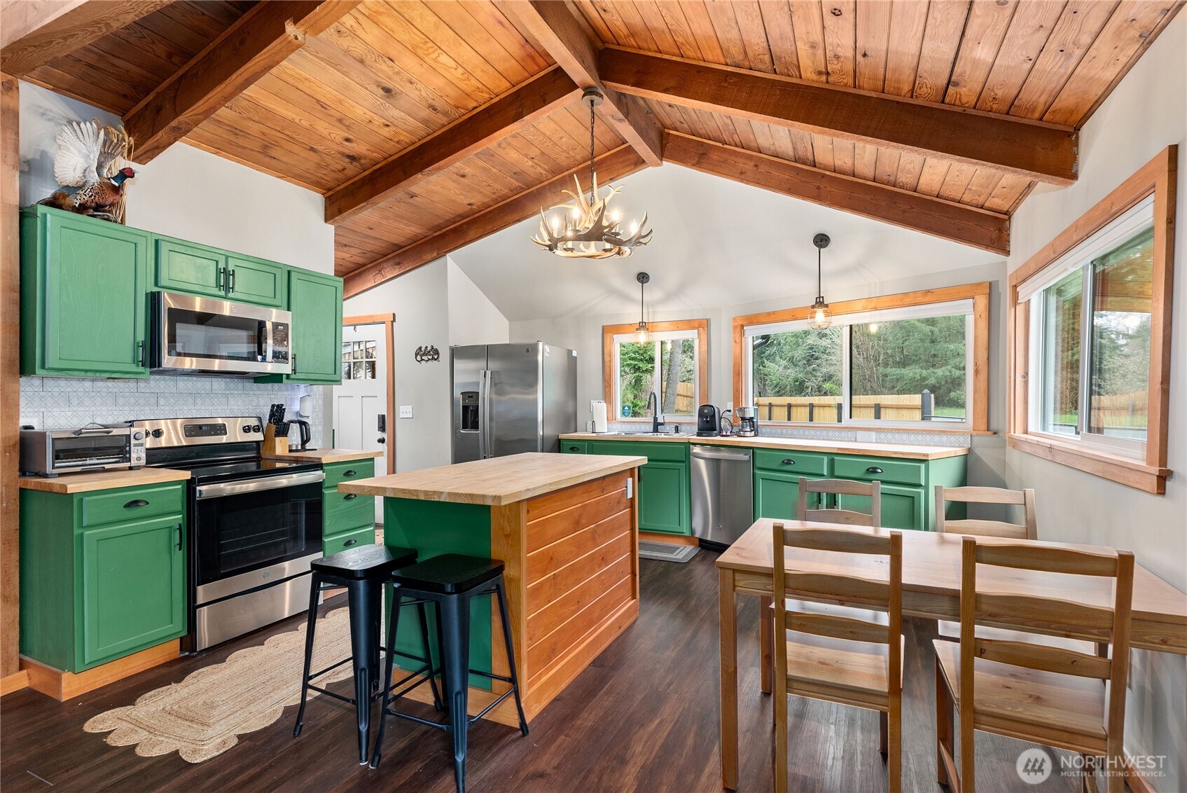 19807 State Route 706 E, Elbe, WA 98330