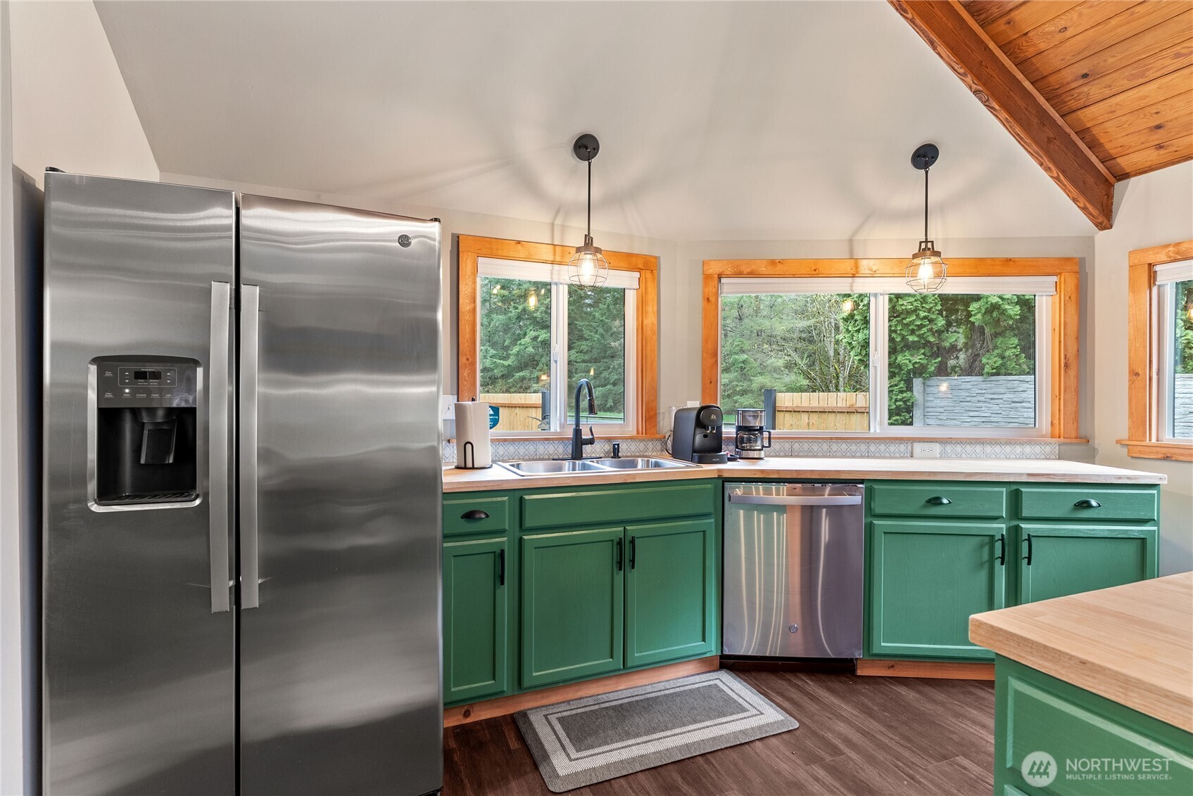 19807 State Route 706 E, Elbe, WA 98330