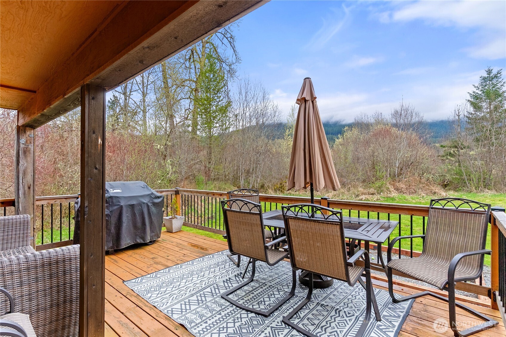 19807 State Route 706 E, Elbe, WA 98330