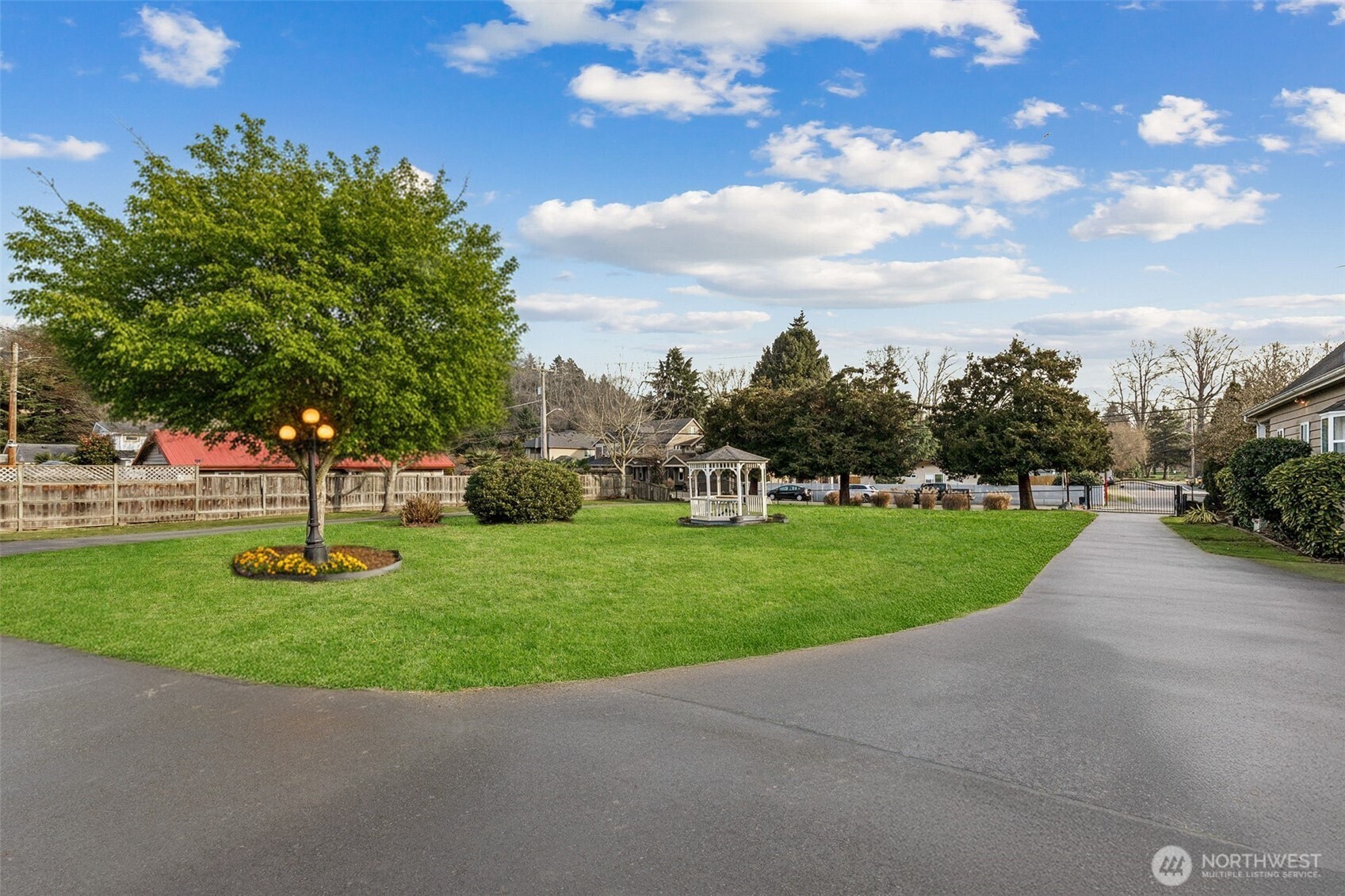 13301 56th Avenue S, Tukwila, WA 98178