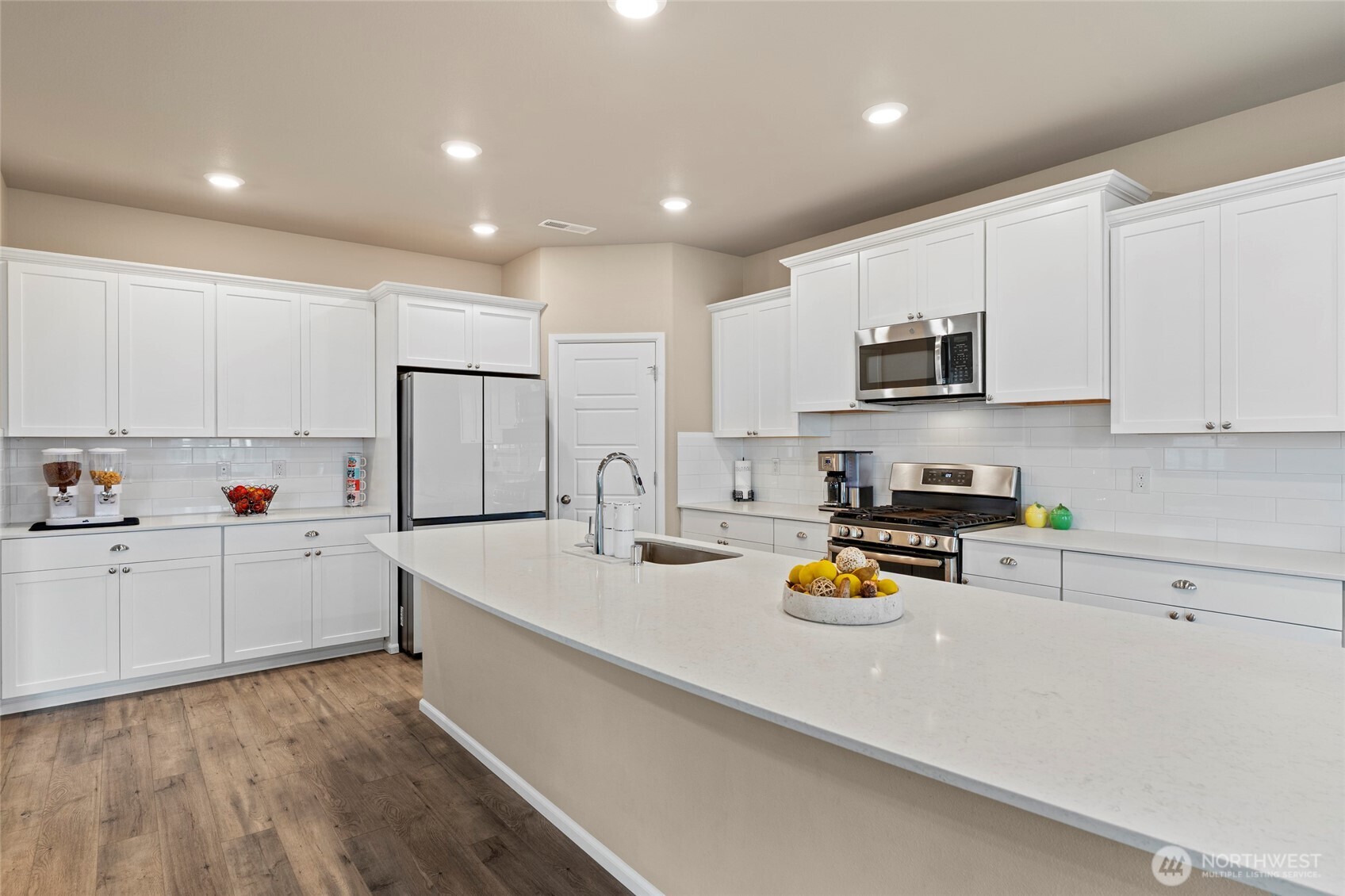 32803 Stuart Avenue SE, Black Diamond, WA 98010