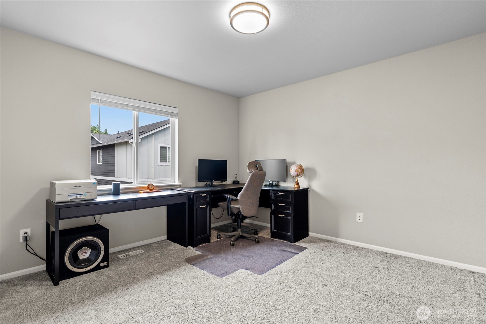 32803 Stuart Avenue SE, Black Diamond, WA 98010