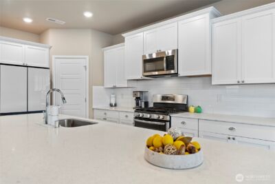 32803 Stuart Avenue SE, Black Diamond, WA 98010 - Photo 8