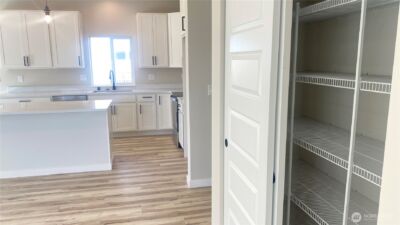 1560 S 28th Street , Tacoma, WA 98409 - Photo 5