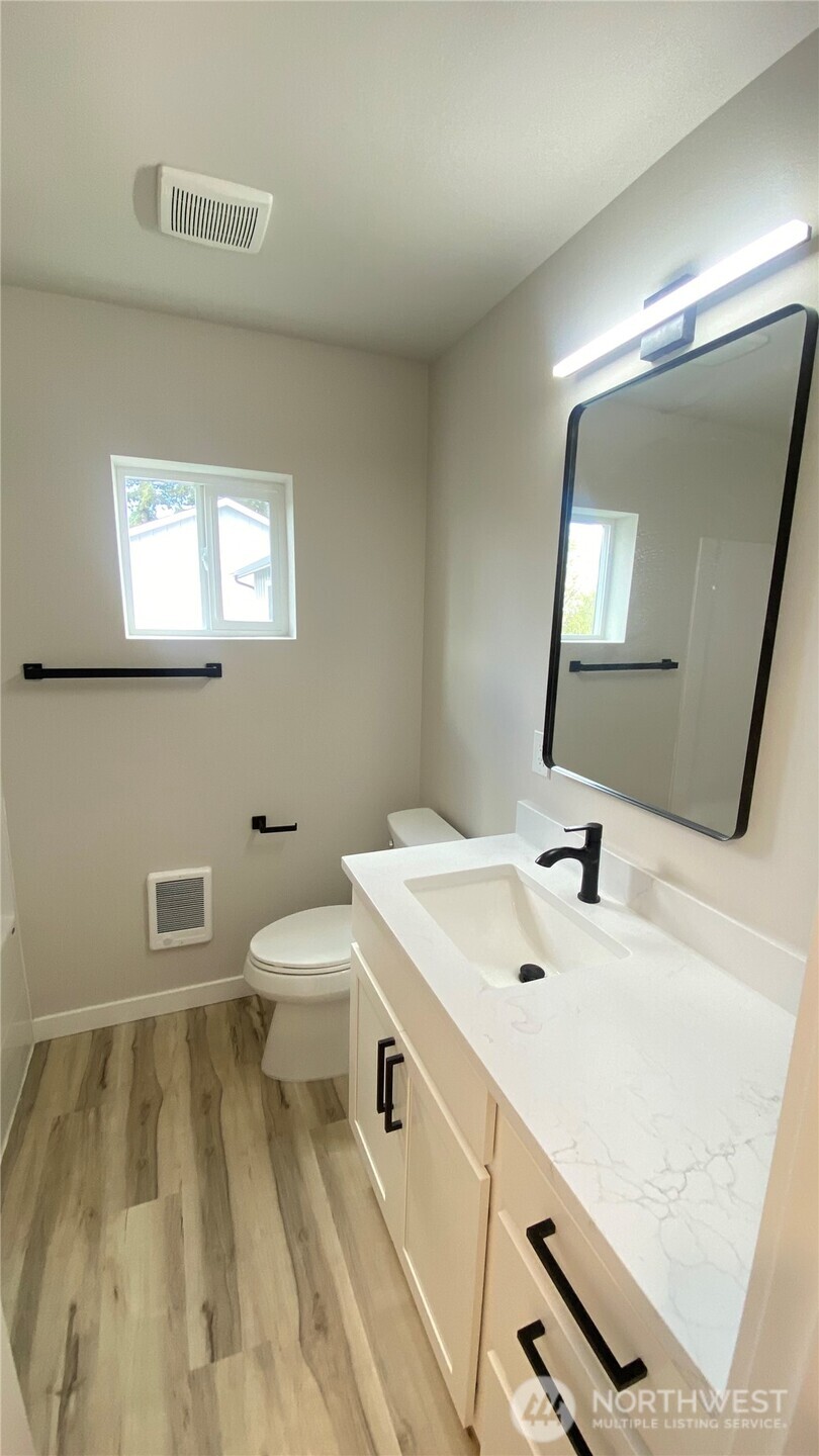 1560 S 28th Street , Tacoma, WA 98409