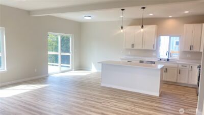 1560 S 28th Street , Tacoma, WA 98409 - Photo 2
