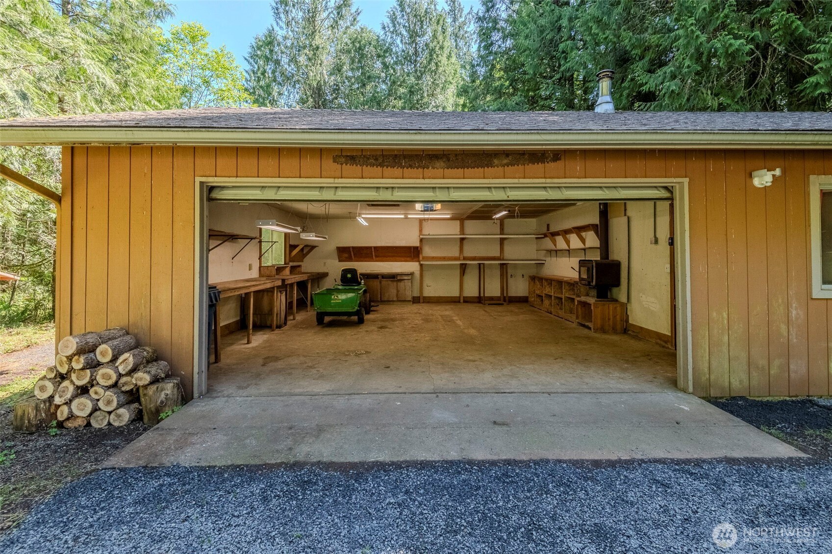 209 Alpha Way , Onalaska, WA 98570