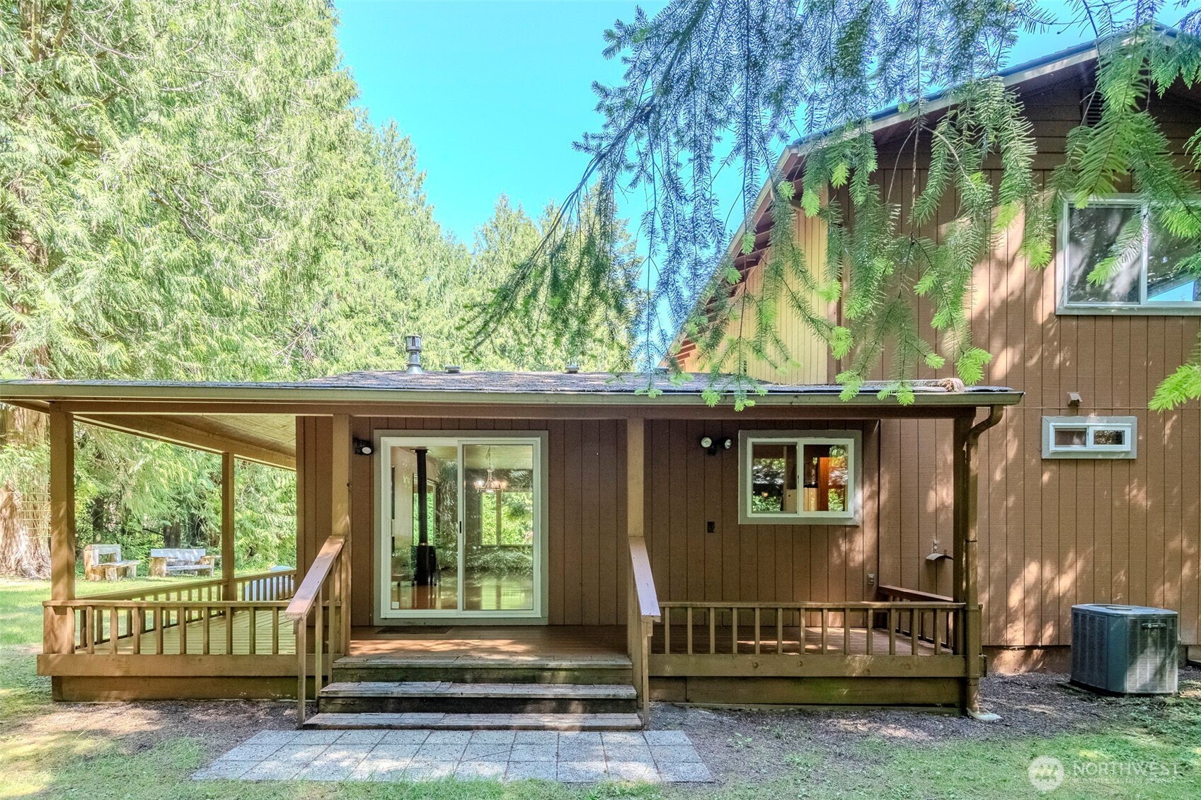 209 Alpha Way , Onalaska, WA 98570