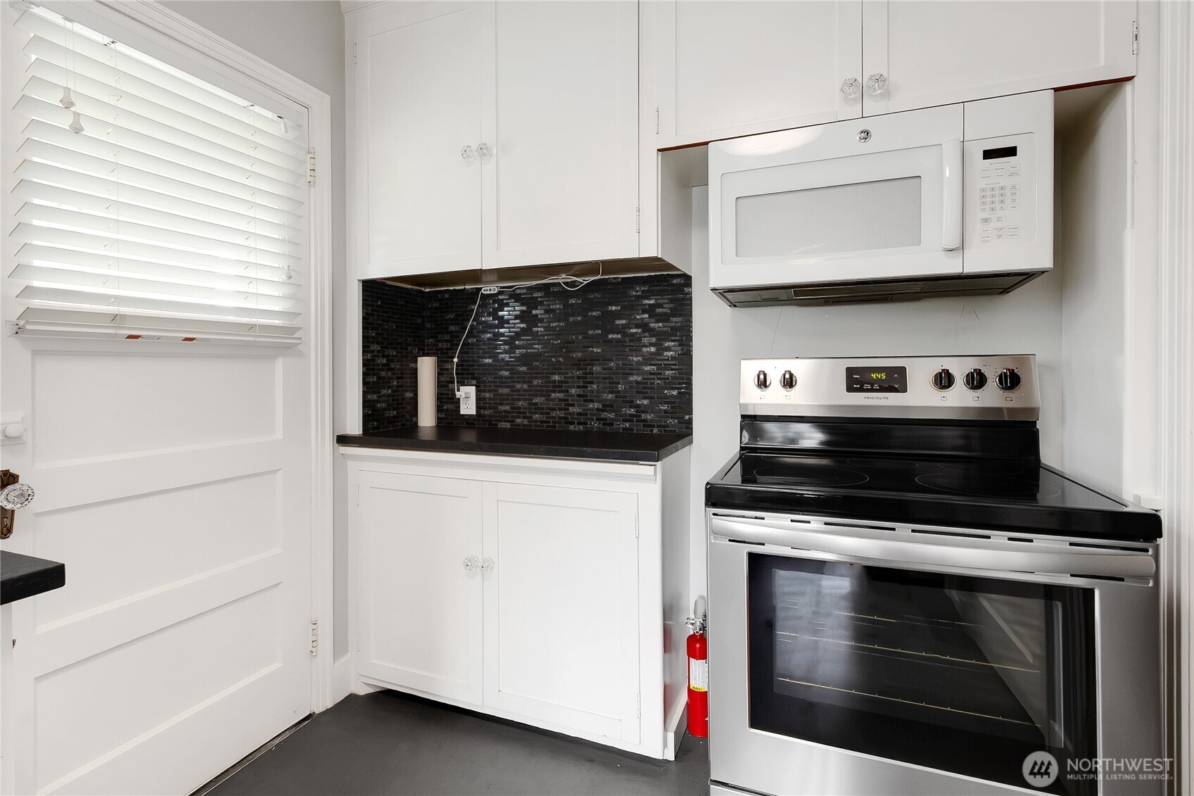 4025 Pacific Avenue , Tacoma, WA 98418-7831