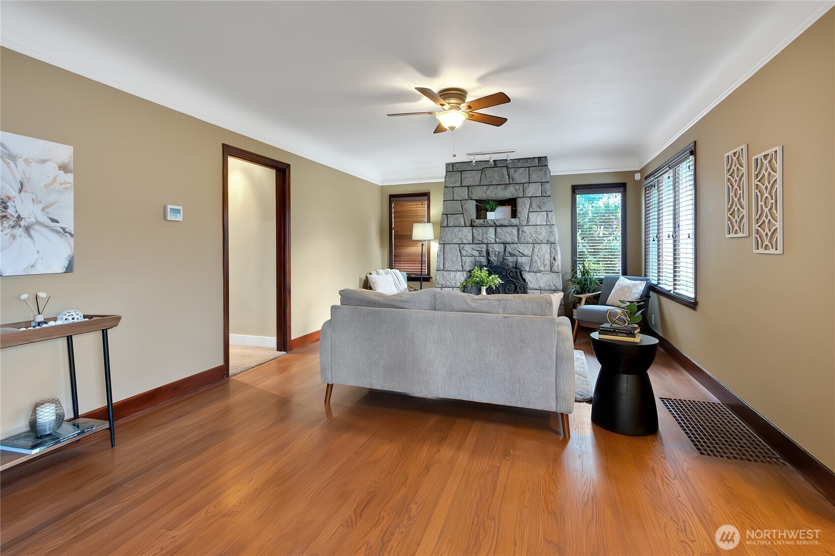 4025 Pacific Avenue , Tacoma, WA 98418-7831