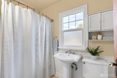 6924 NW Herried Road , Silverdale, WA 98383 - Photo 24