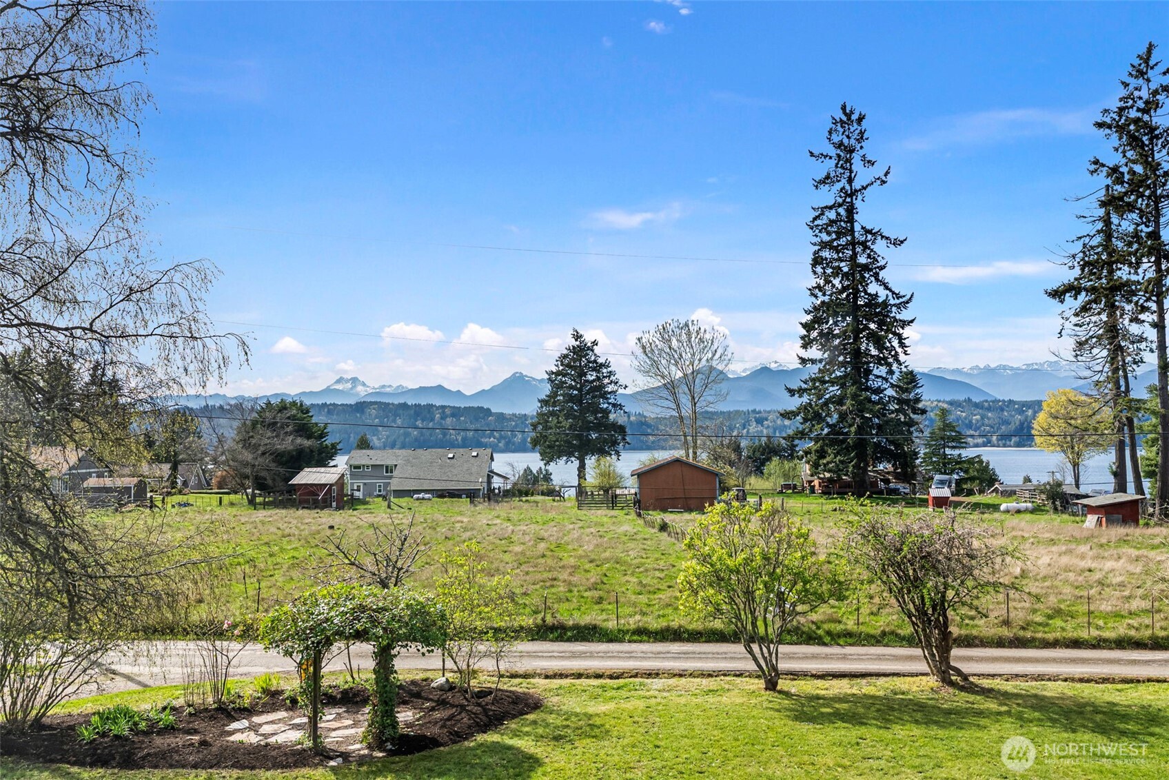 6924 NW Herried Road , Silverdale, WA 98383