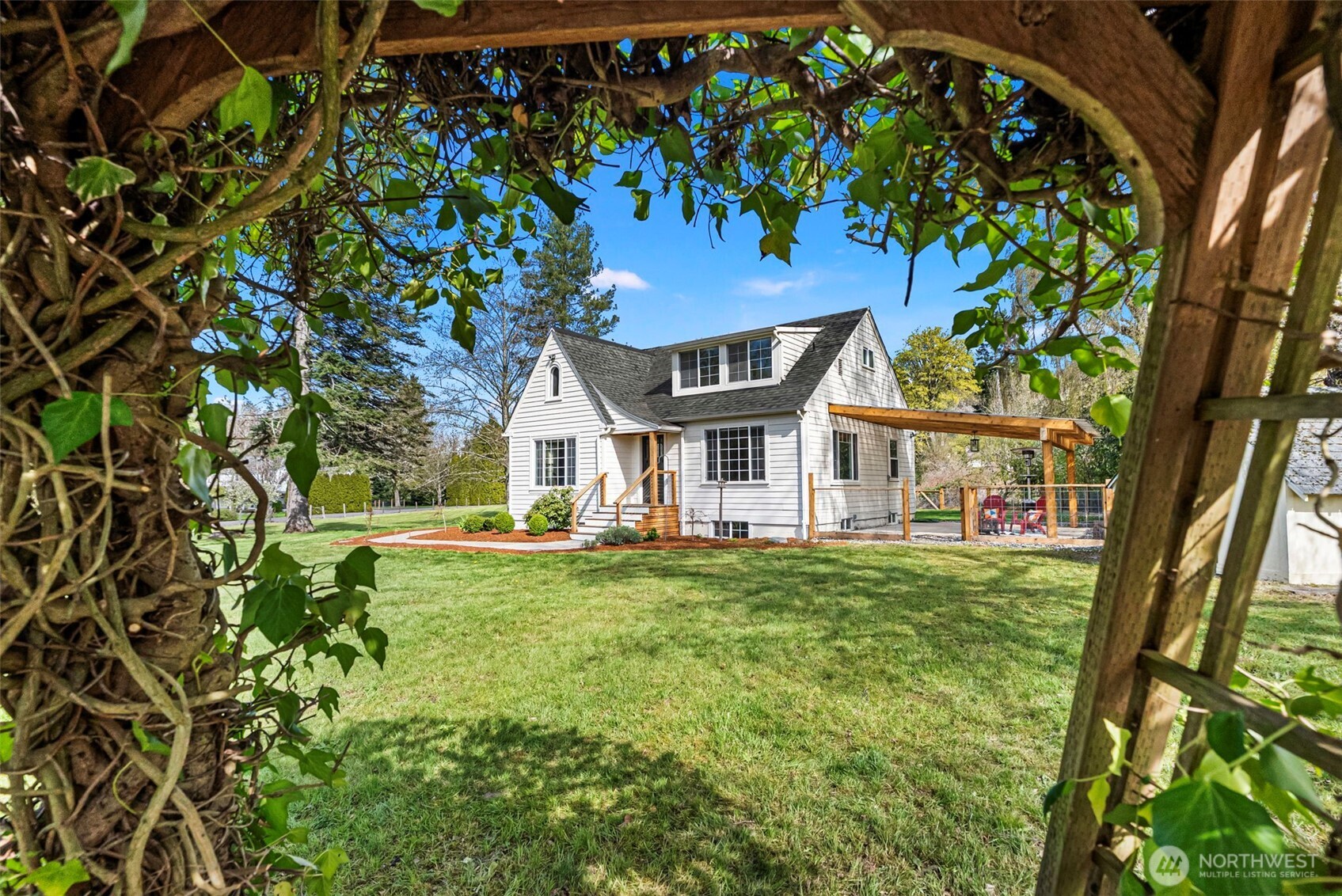 6924 NW Herried Road , Silverdale, WA 98383