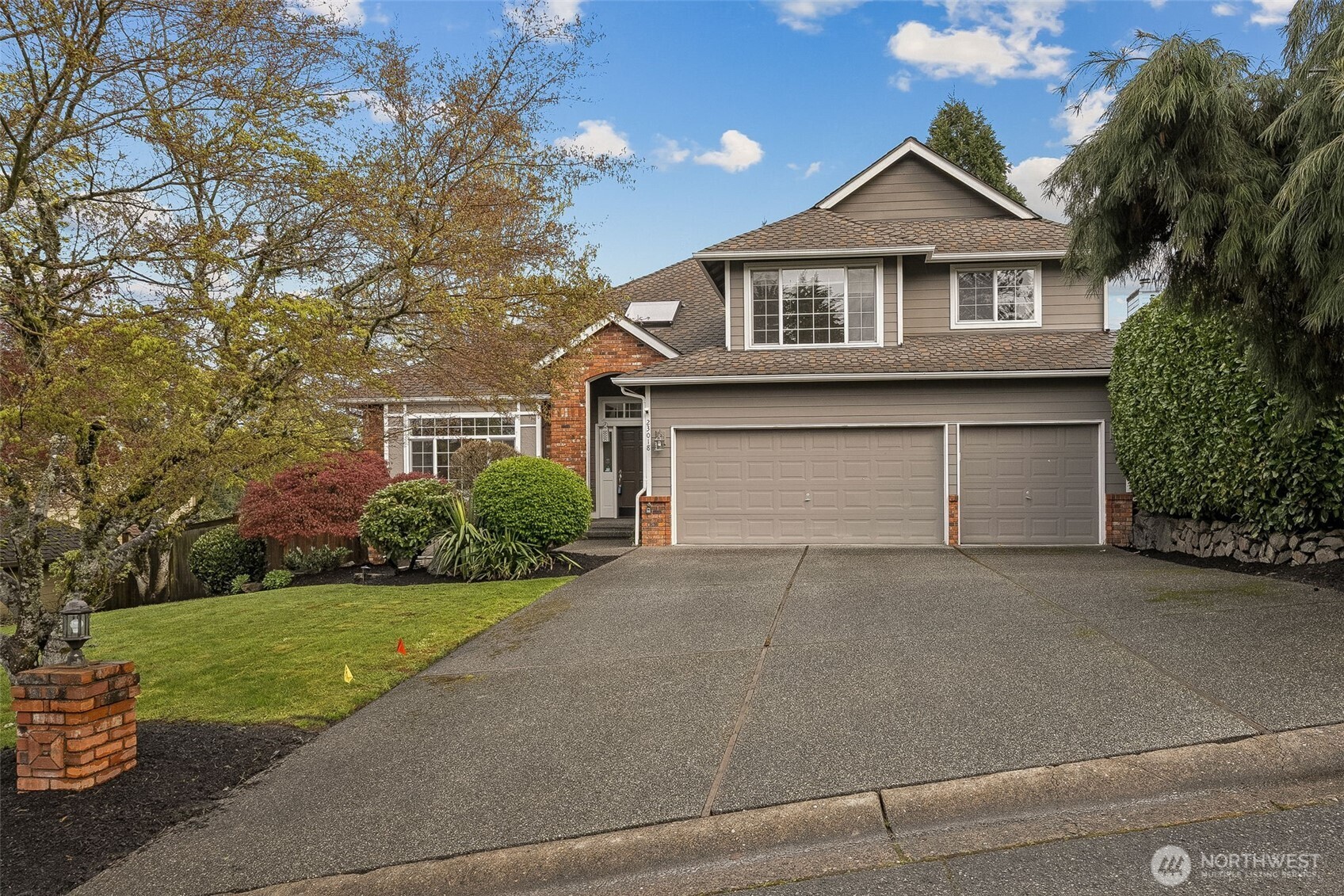 23018 SE 247th Court , Maple Valley, WA 98038