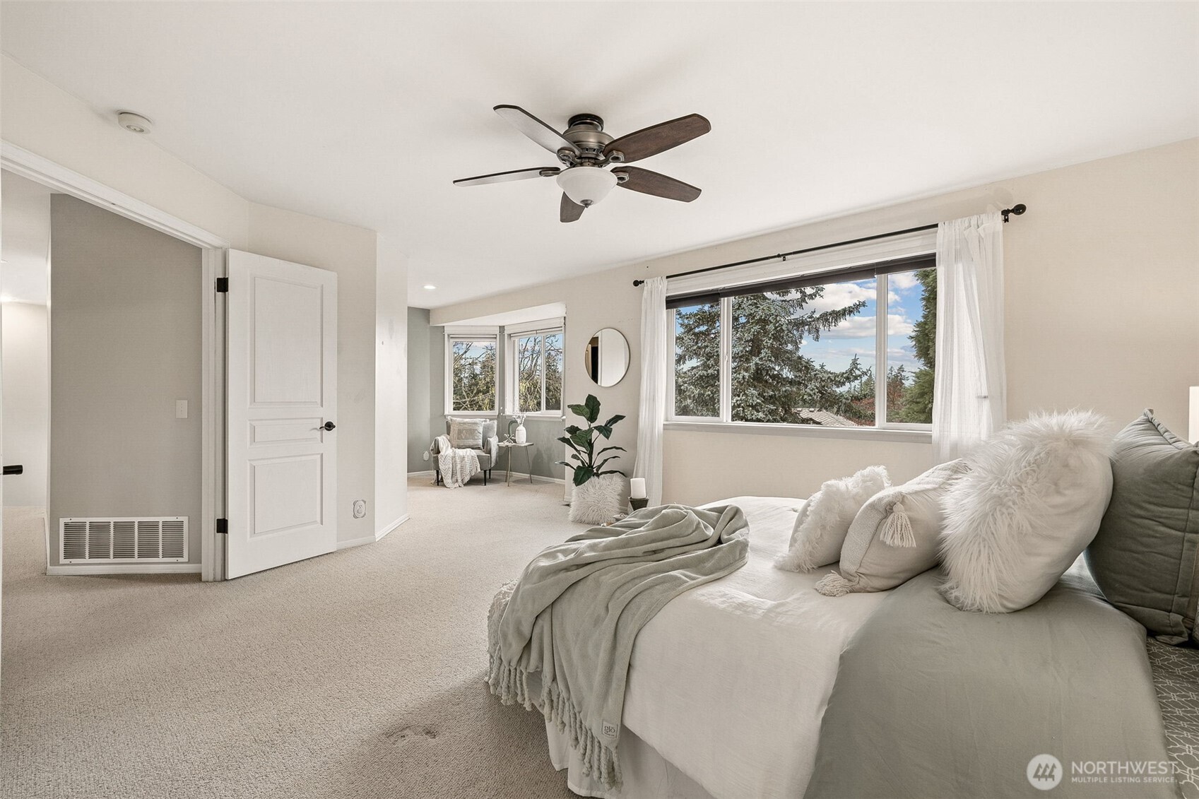 23018 SE 247th Court , Maple Valley, WA 98038