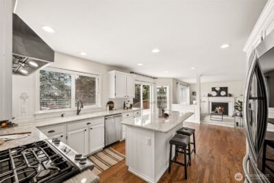 23018 SE 247th Court , Maple Valley, WA 98038 - Photo 9