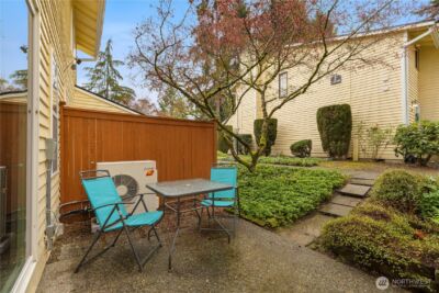 12024 101 Avenue NE #E2, Kirkland, WA 98034 - Photo 20