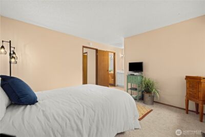 12024 101 Avenue NE #E2, Kirkland, WA 98034 - Photo 9