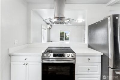 509 S 56th Street , Tacoma, WA 98408 - Photo 4
