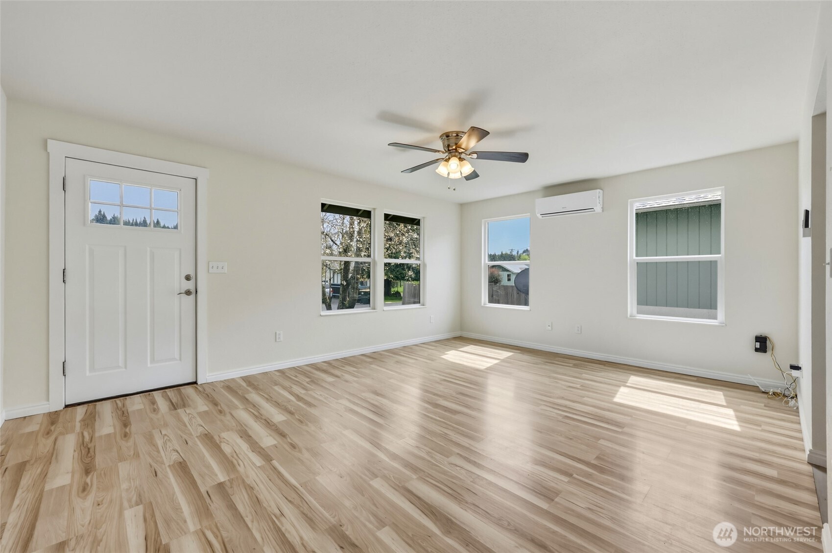 305 Market Street N, Bucoda, WA 98530