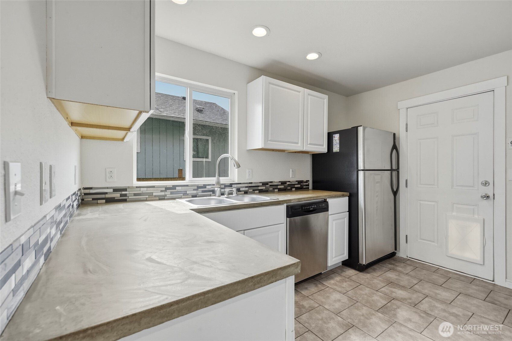 305 Market Street N, Bucoda, WA 98530