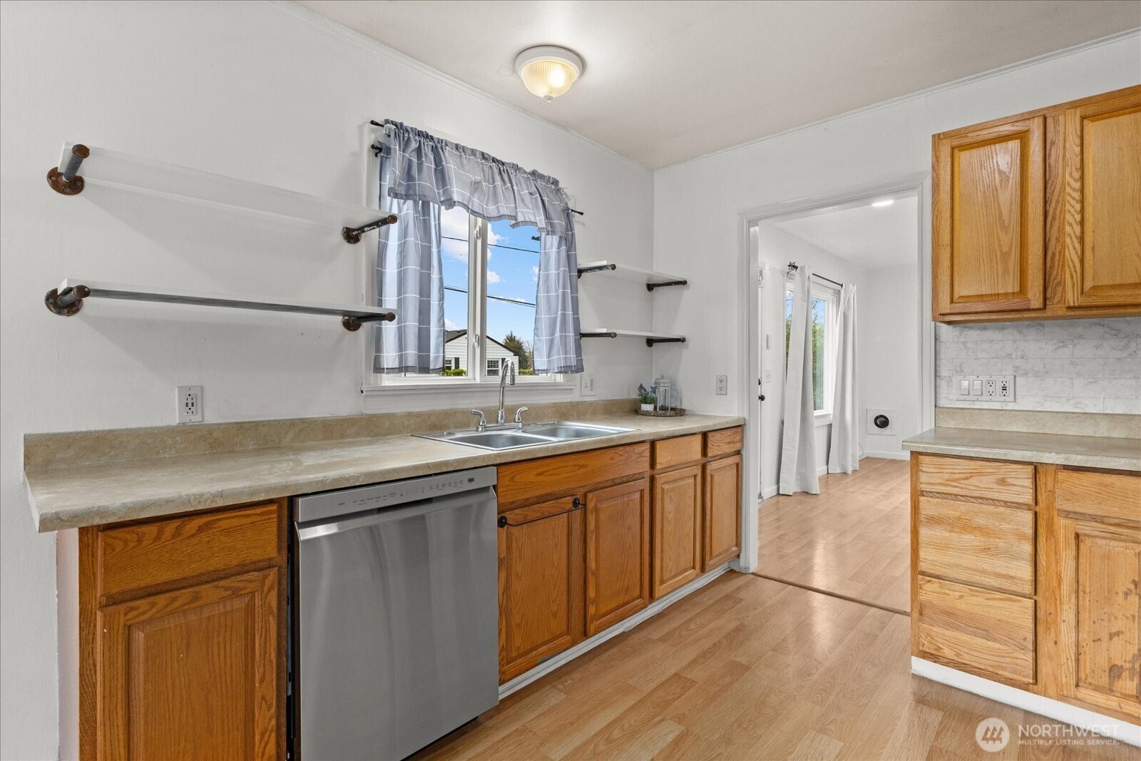 1812 23rd Street , Everett, WA 98201