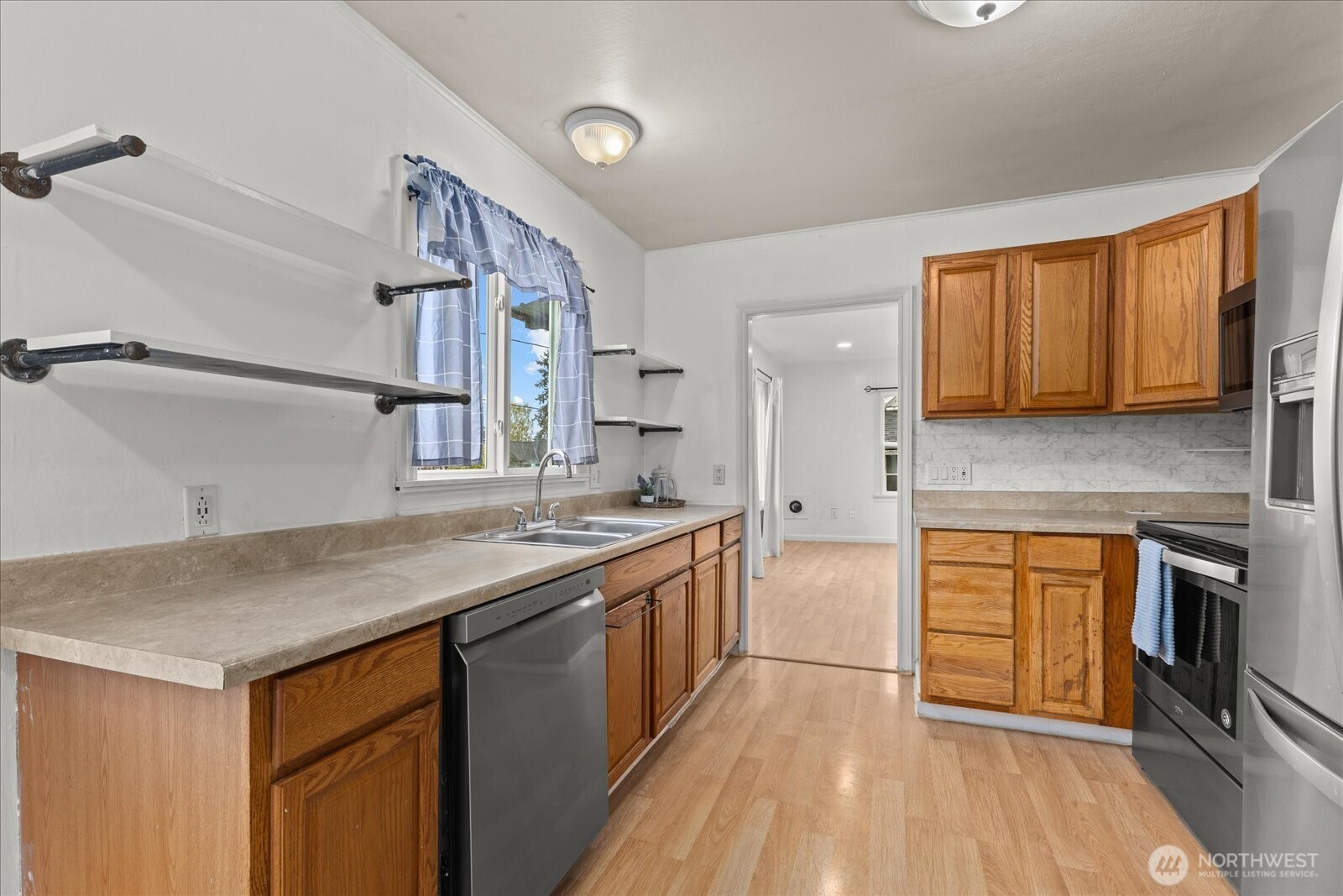 1812 23rd Street , Everett, WA 98201