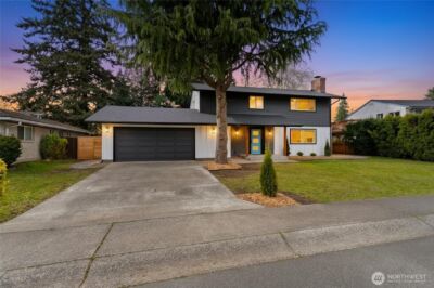 32211 26th Avenue SW, Federal Way, WA 98023
