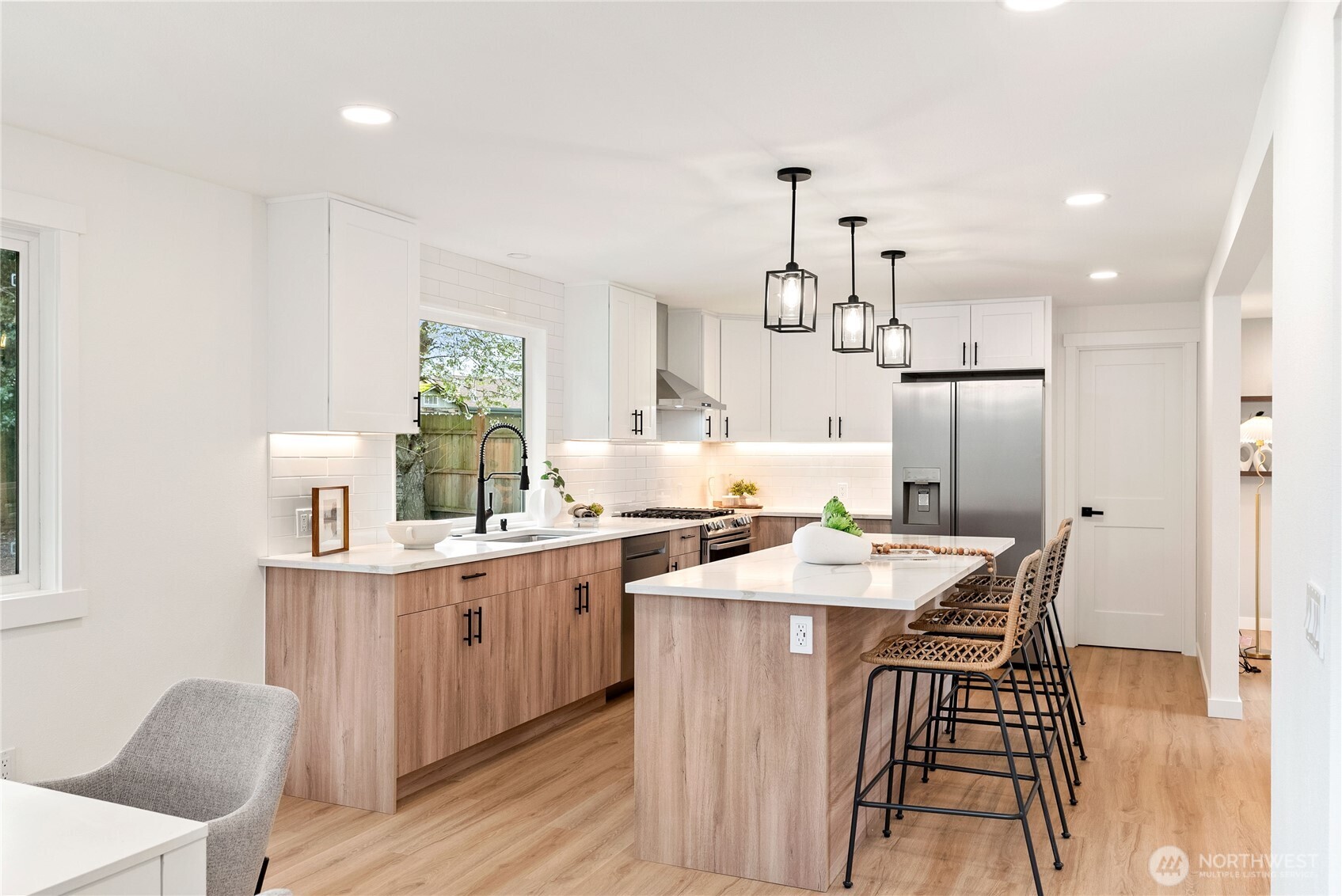 32211 26th Avenue SW, Federal Way, WA 98023