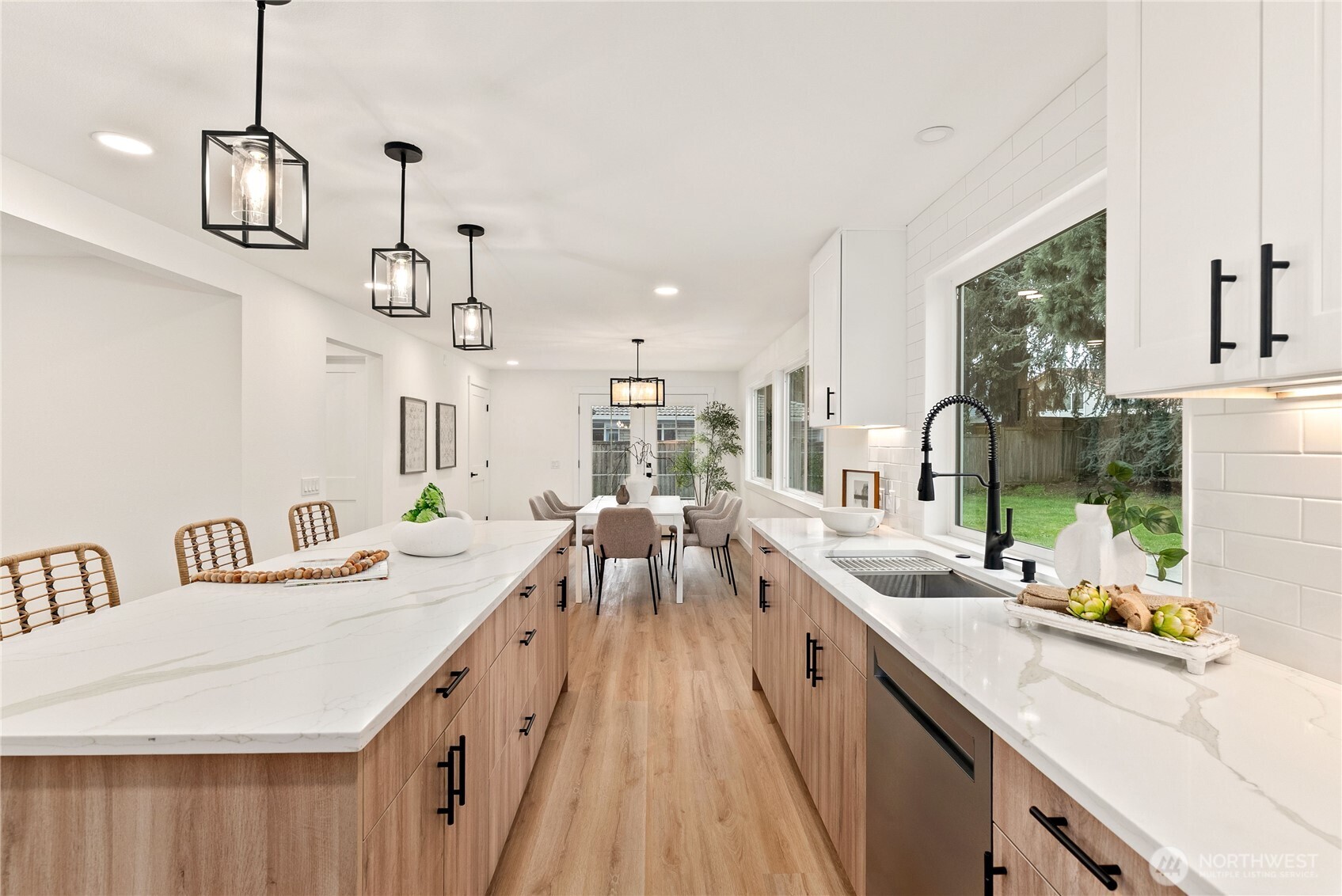 32211 26th Avenue SW, Federal Way, WA 98023