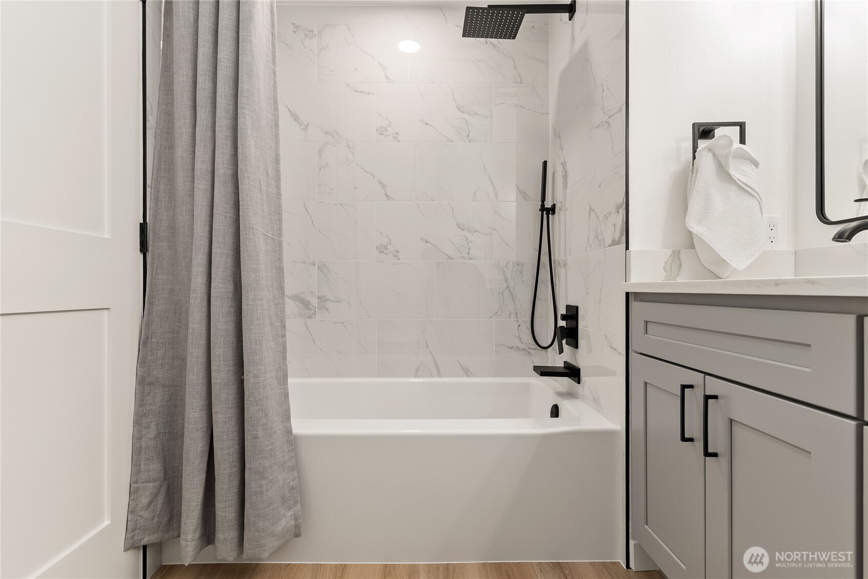 32211 26th Avenue SW, Federal Way, WA 98023